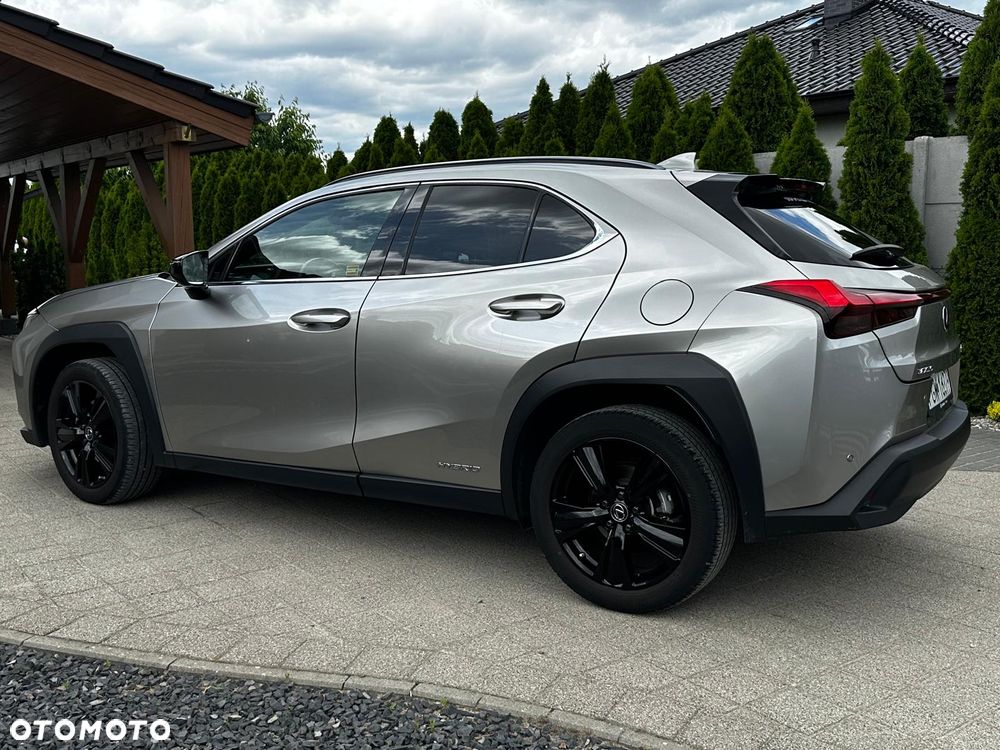 Lexus UX 250h GPF F Impression 2WD - 4