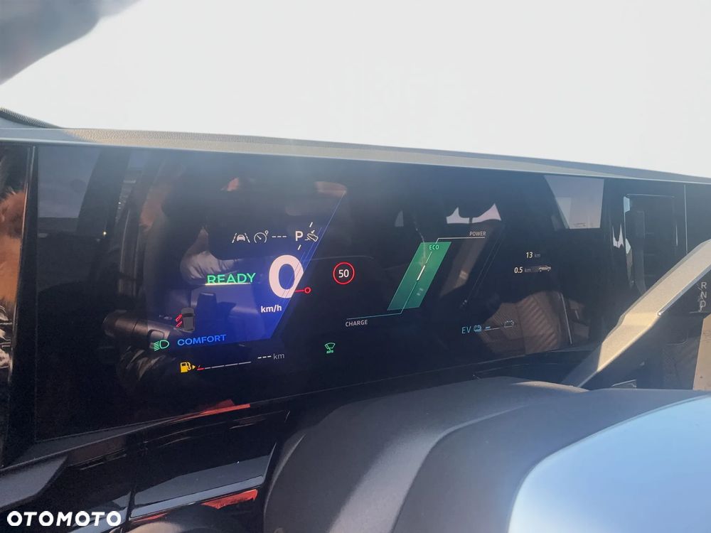 Renault Austral 1.2 E-Tech Full Hybrid 200 Esprit Alpine MMT - 18