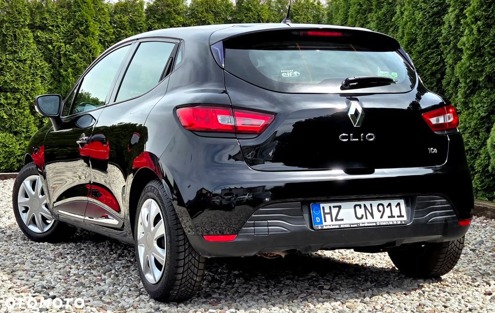 Renault Clio - 8