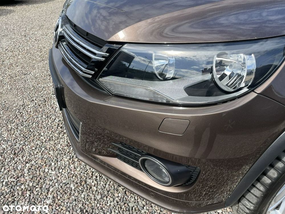Volkswagen Tiguan 1.4 TSI R-Style - 29