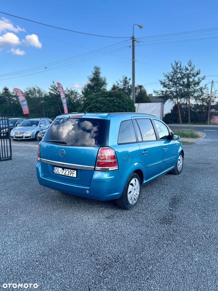 Opel Zafira - 4