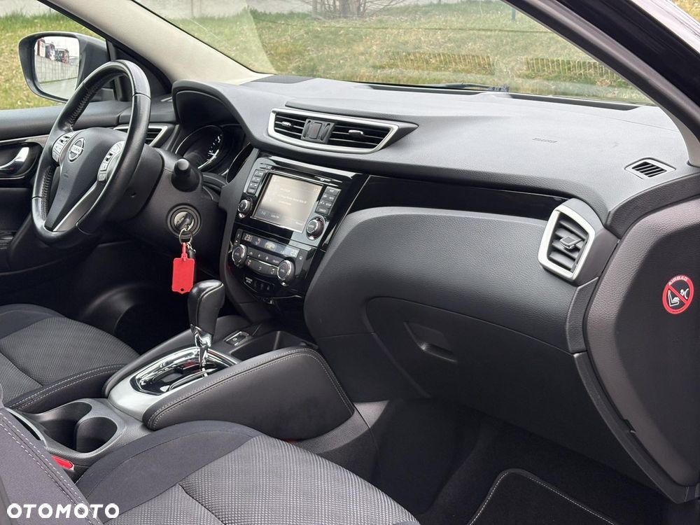 Nissan Qashqai 1.6 DCi Xtronic ACENTA - 9