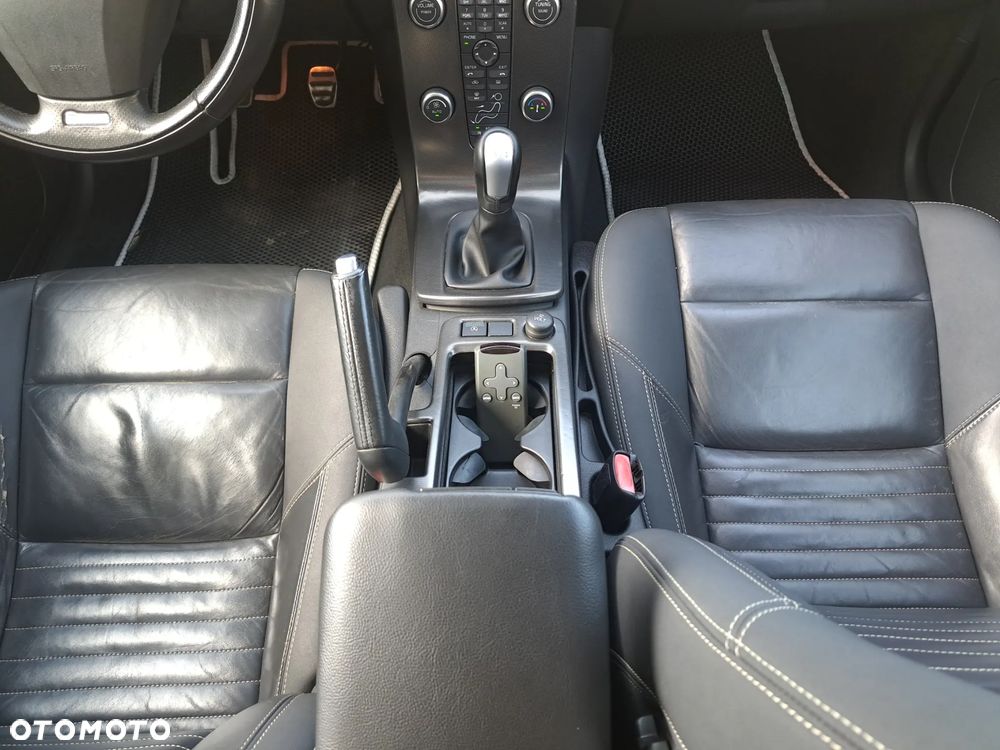 Volvo C30 D2 R-Design - 30