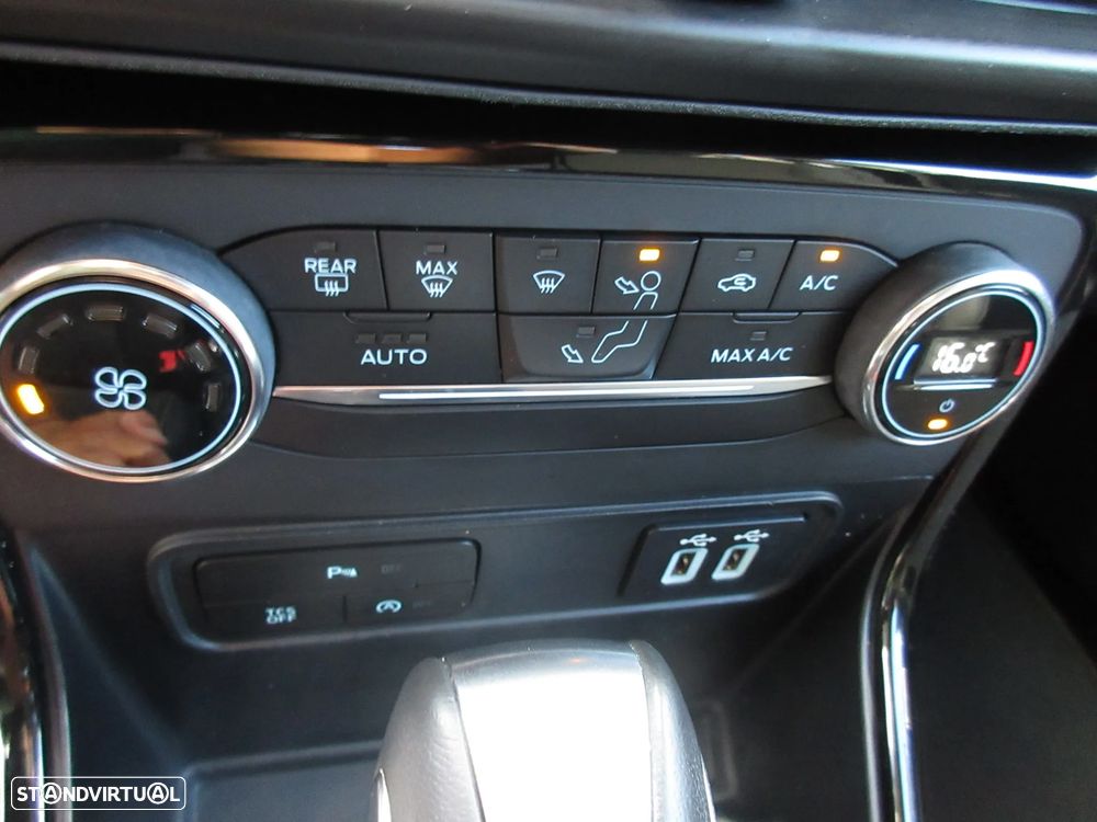 Ford EcoSport - 44