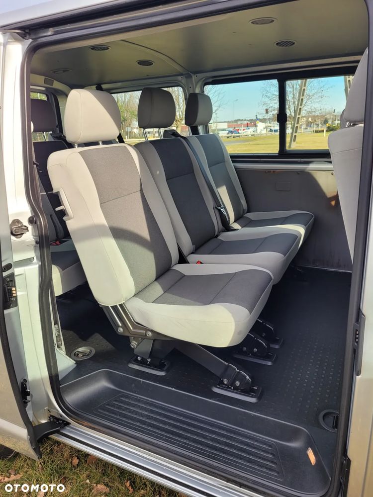Volkswagen Transporter - 18