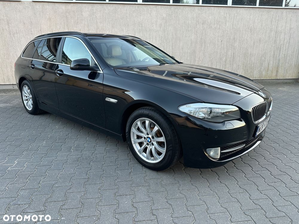 BMW Seria 5 525d Sport-Aut Modern Line - 6