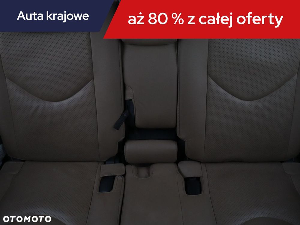 Toyota RAV4 - 12