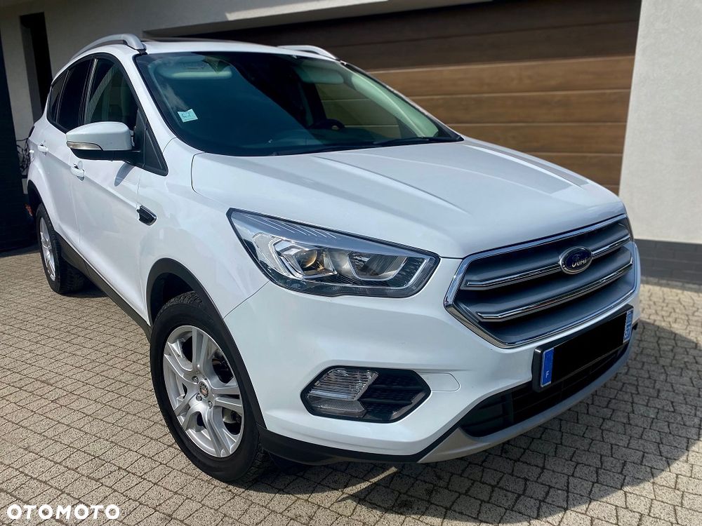 Ford Kuga 1.5 EcoBoost FWD Titanium ASS - 4