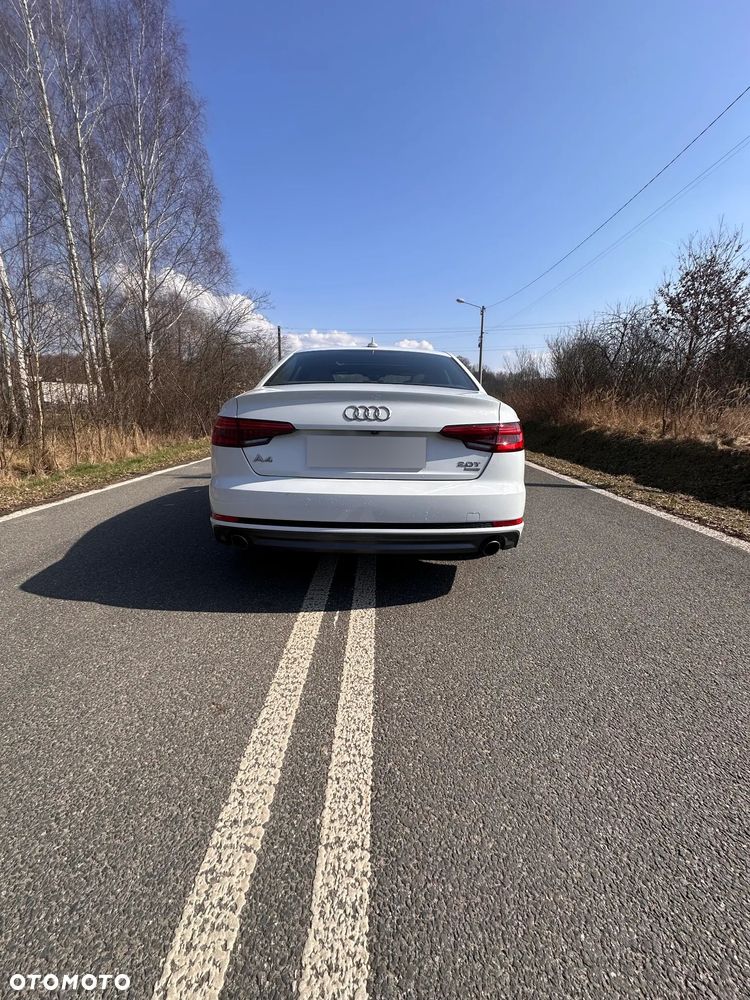 Audi A4 Limousine 2.0 TFSI ultra S tronic - 22