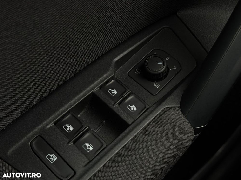 Volkswagen Tiguan - 18