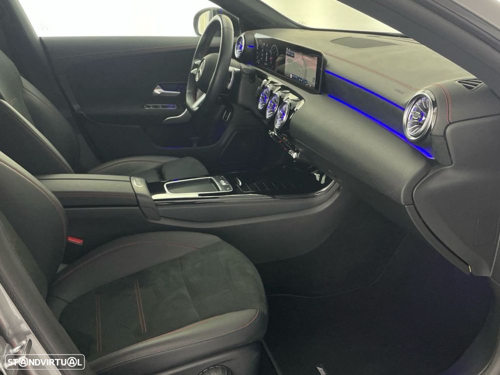 Mercedes-Benz CLA 200 Standard - 22