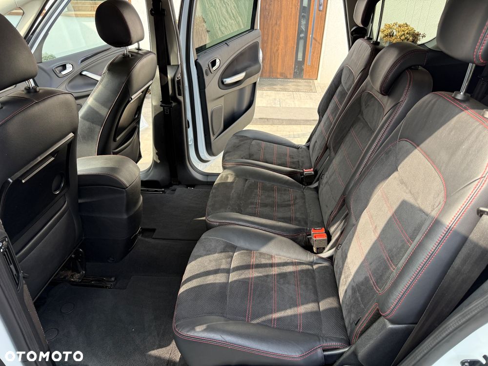 Ford S-Max 2.0 TDCi DPF Titanium - 35