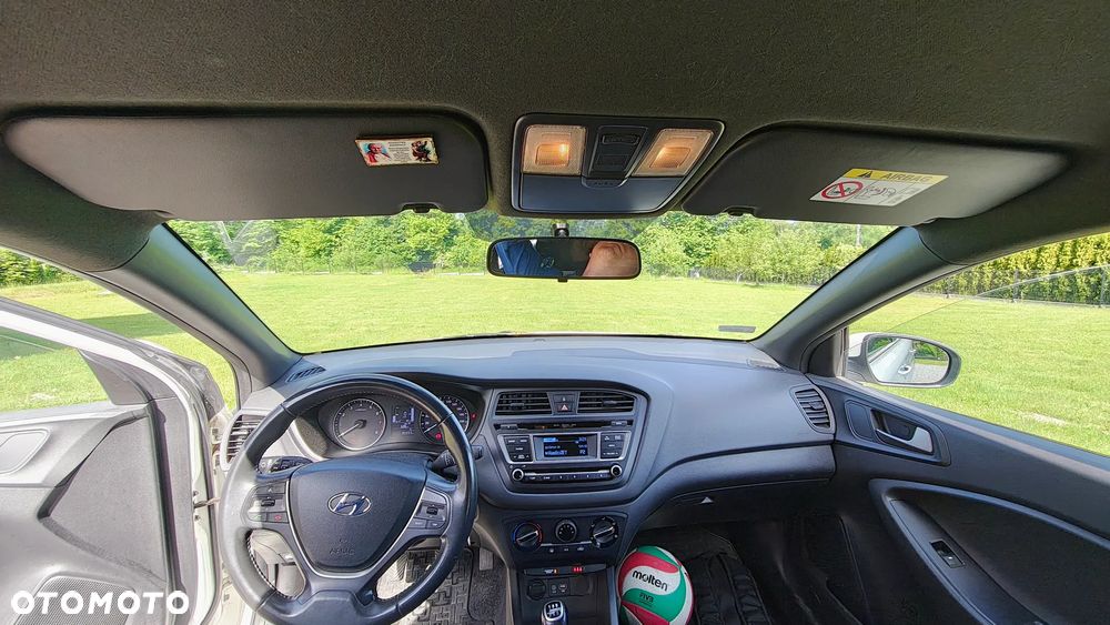 Hyundai i20 1.2 Comfort - 10