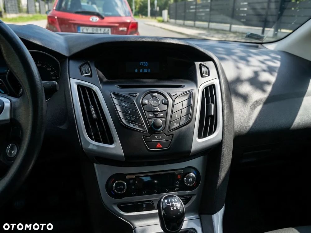 Ford Focus 1.0 EcoBoost Edition - 19