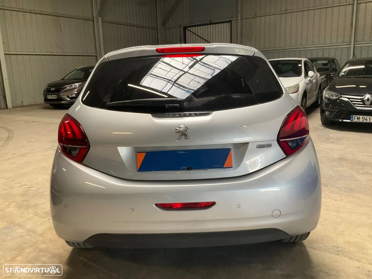 Peugeot 208 82 VTI Style - 3