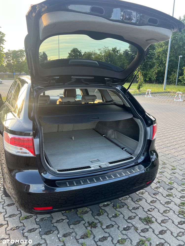 Toyota Avensis 2.0 D-4D 2010 - 12