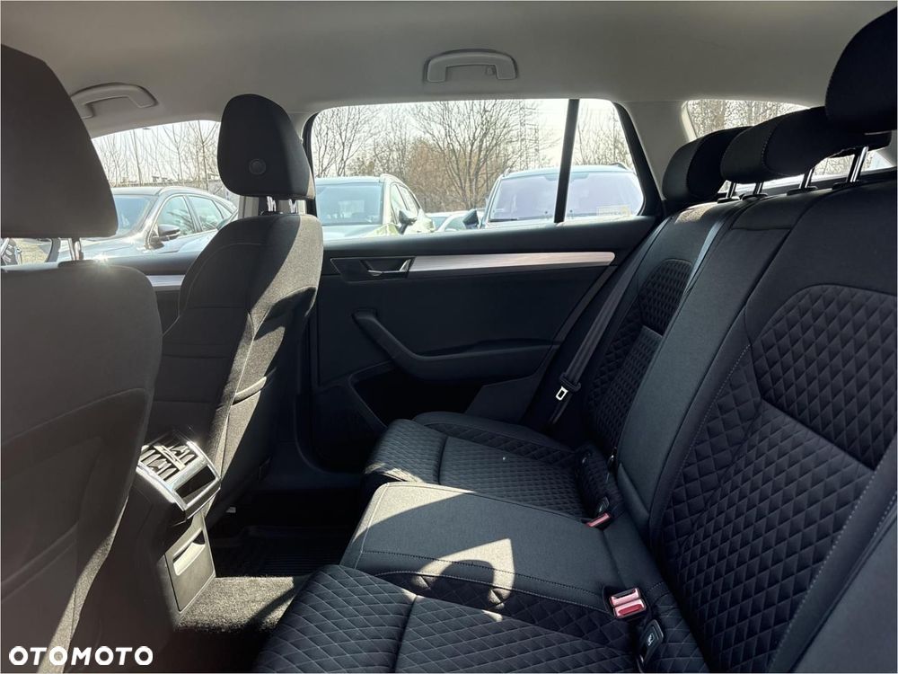 Skoda Superb 2.0 TSI Ambition DSG - 16