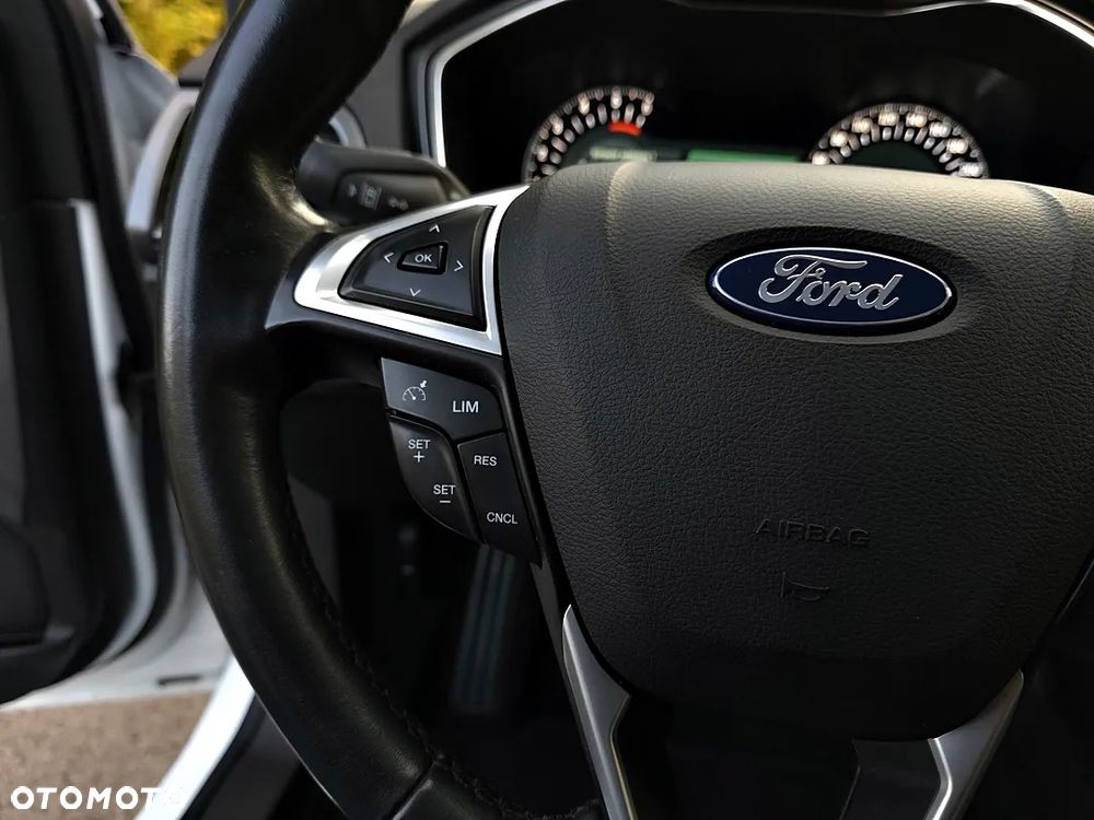 Ford Mondeo 2.0 TDCi Titanium - 33