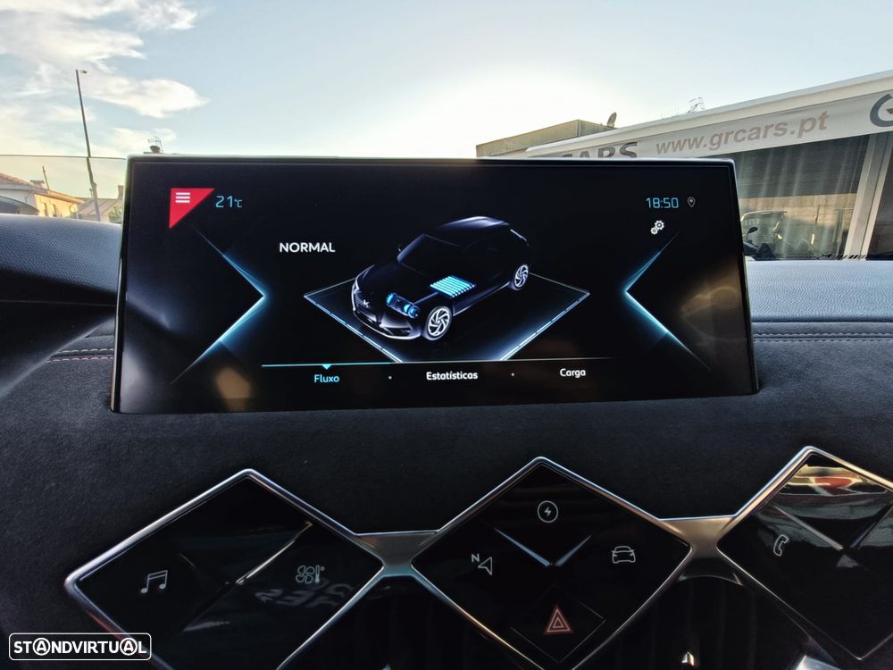 DS DS3 Crossback E-TENSE PERFORMANCE LINE + - 19