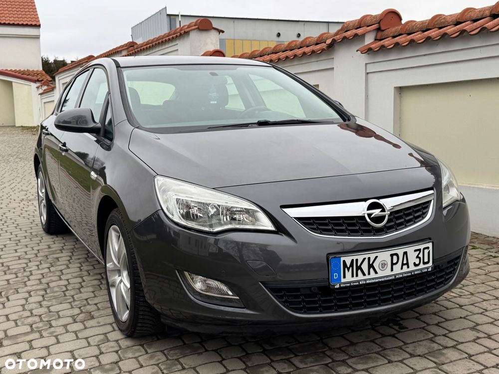 Opel Astra - 25