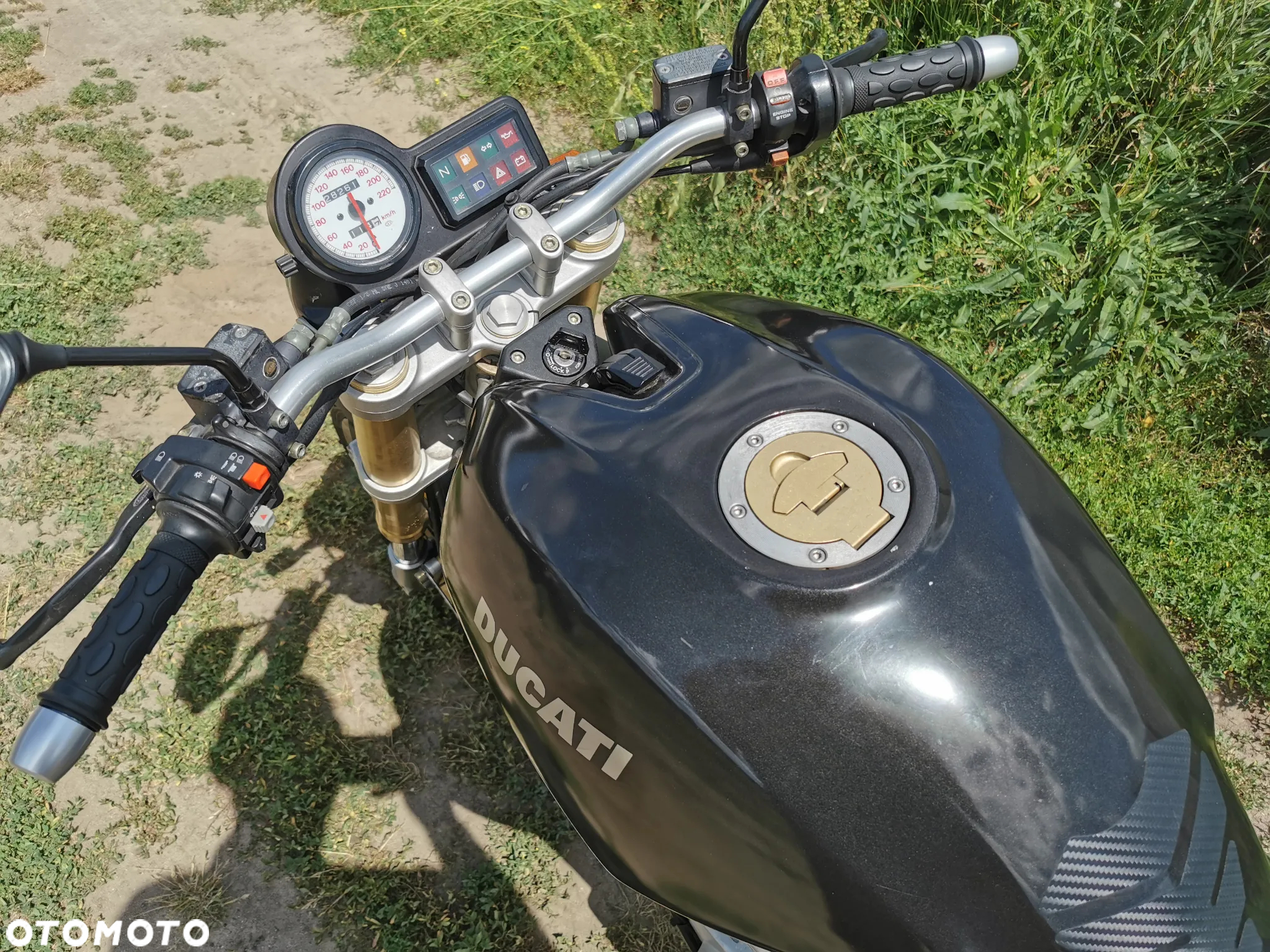 Ducati Monster - 5