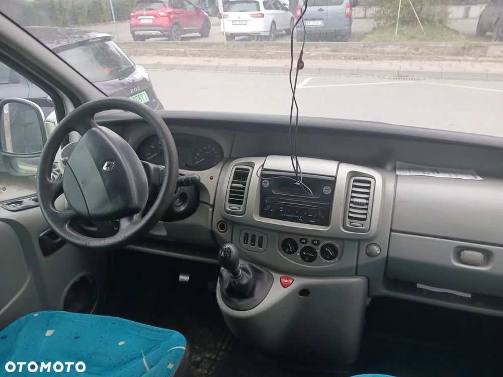 Renault Trafic 2.0 dCi 90 FAP Combi L1H1 - 5