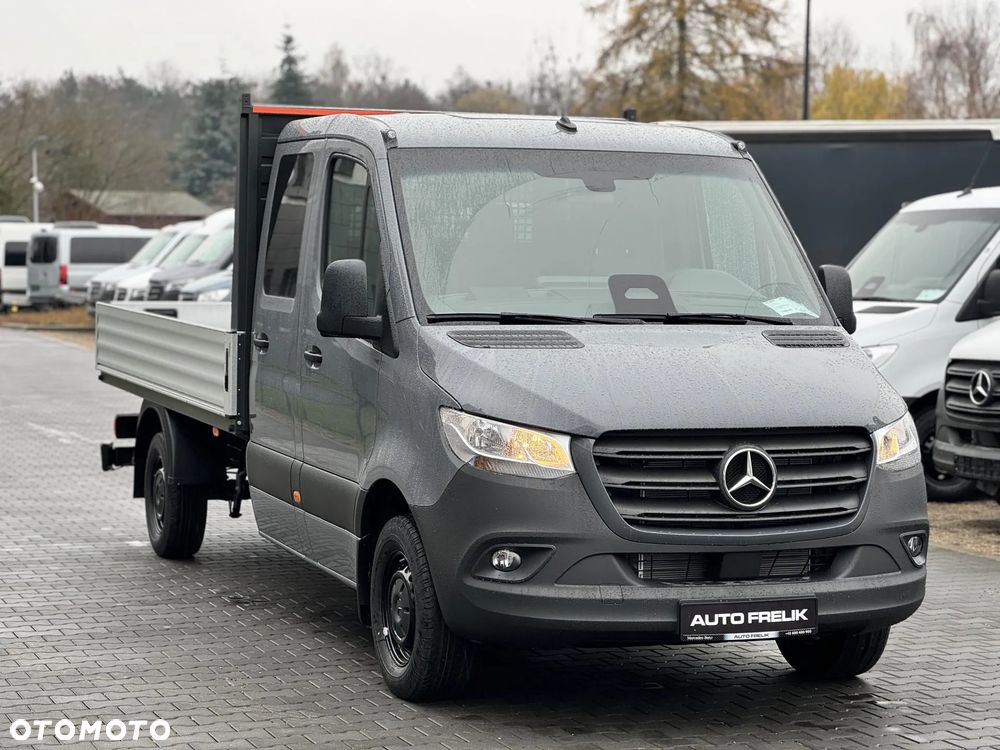 Mercedes-Benz Sprinter - 2