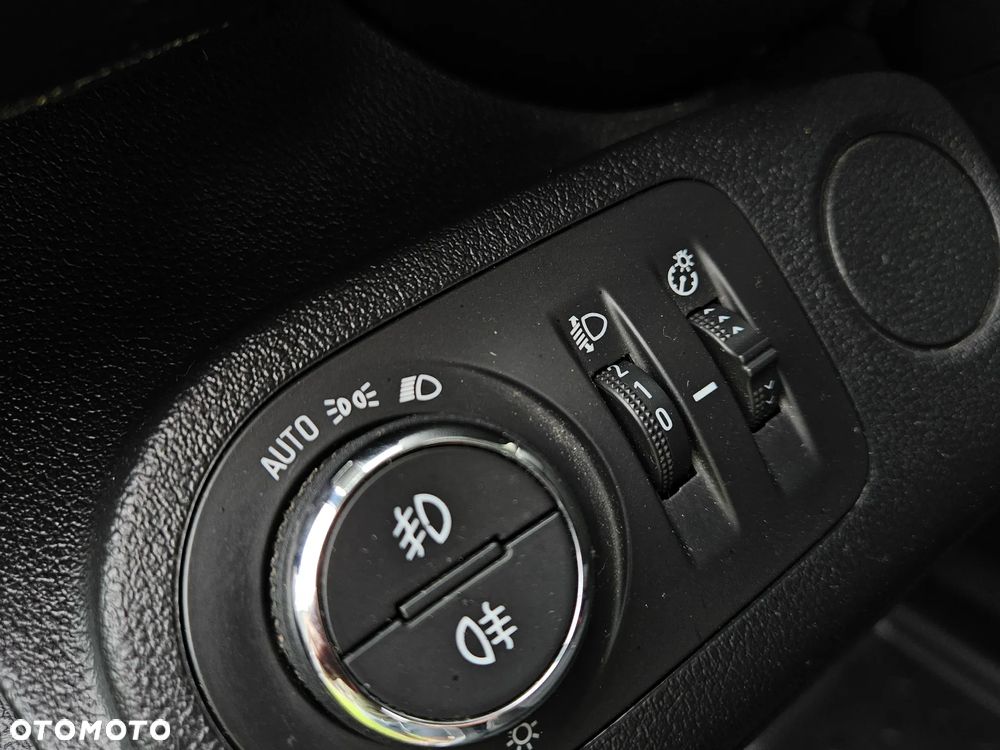 Opel Combo XL 1.5 D Start/Stop Elegance - 32
