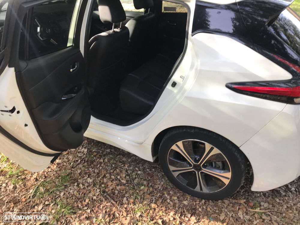 Nissan Leaf 40 kWh Tekna - 10