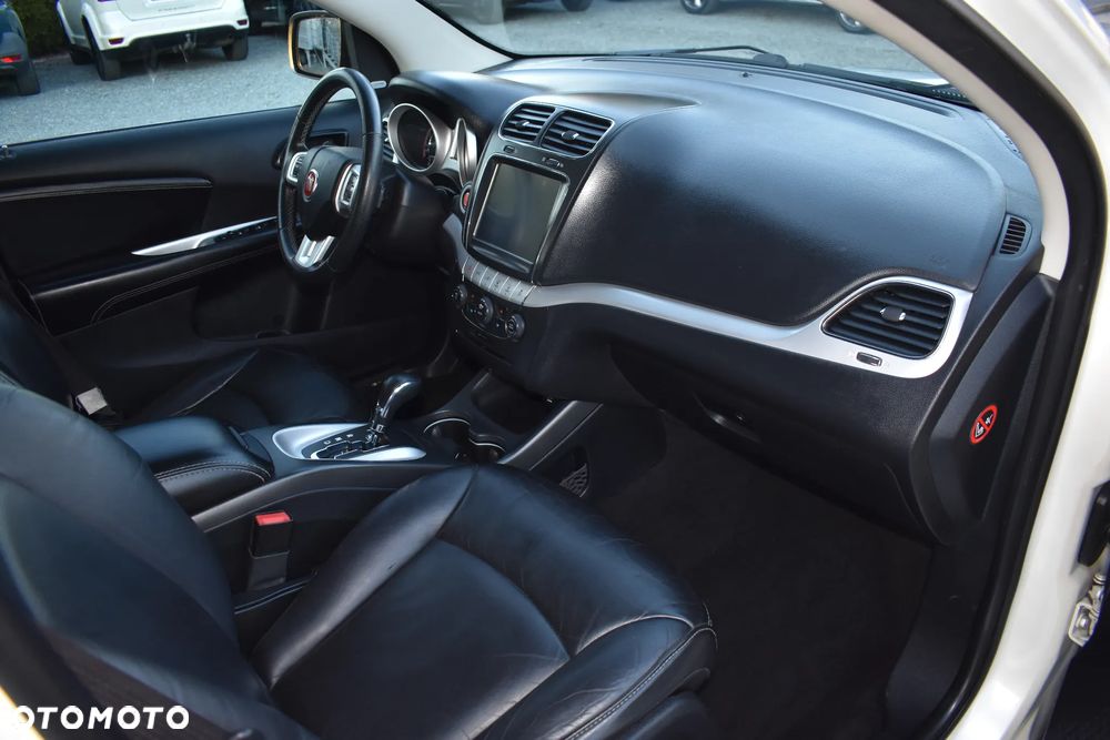 Fiat Freemont 2.0 Multijet 16V DPF Automatik Allrad Black Code - 33