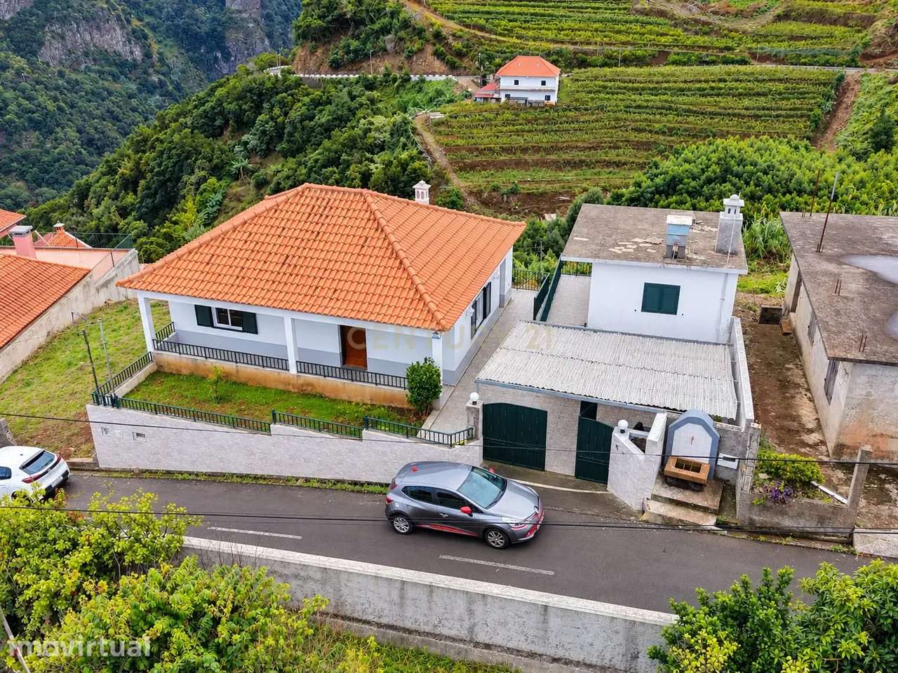 Moradia T2 para Arrendamento em São Jorge, Santana - Vista Mar e Monta - Grande imagem: 2/32