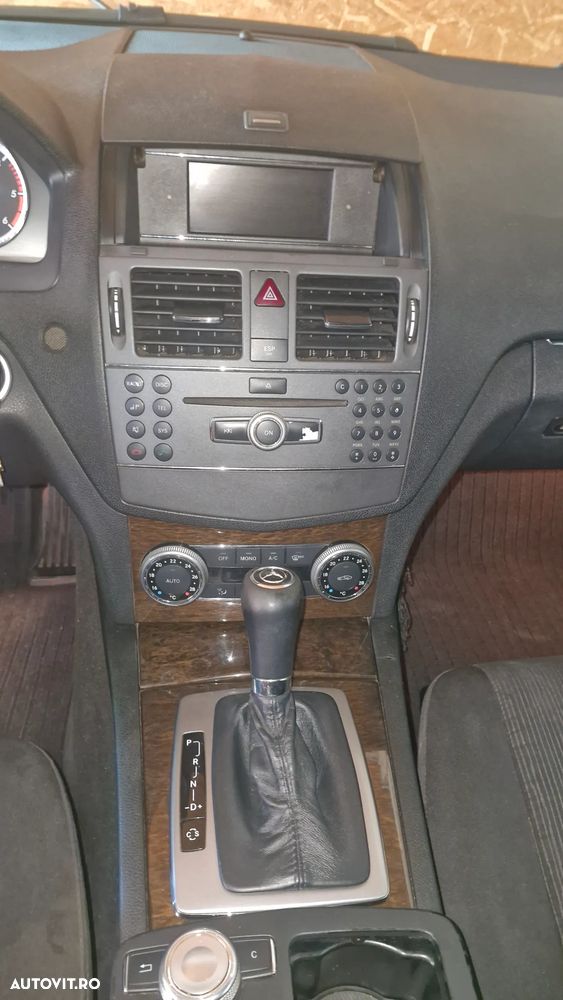 Mercedes-Benz C - 28