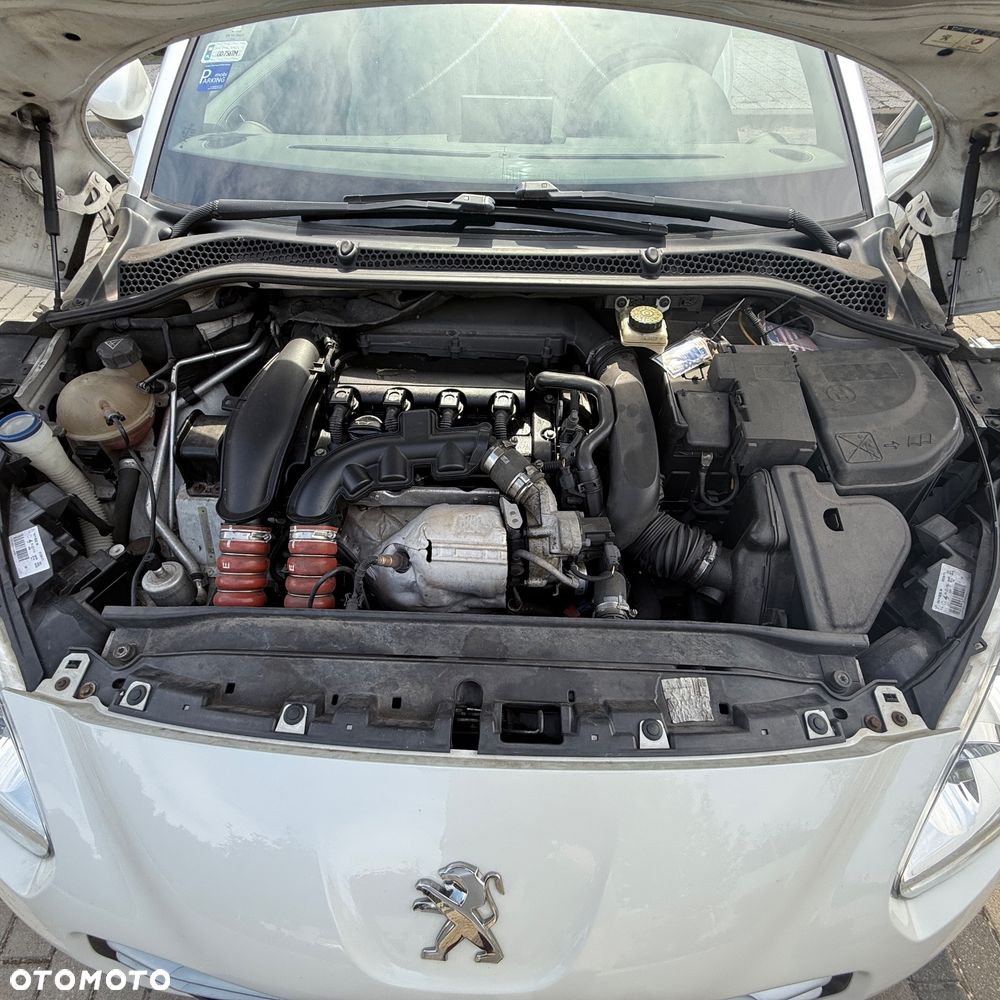 Peugeot RCZ 1.6 THP - 9