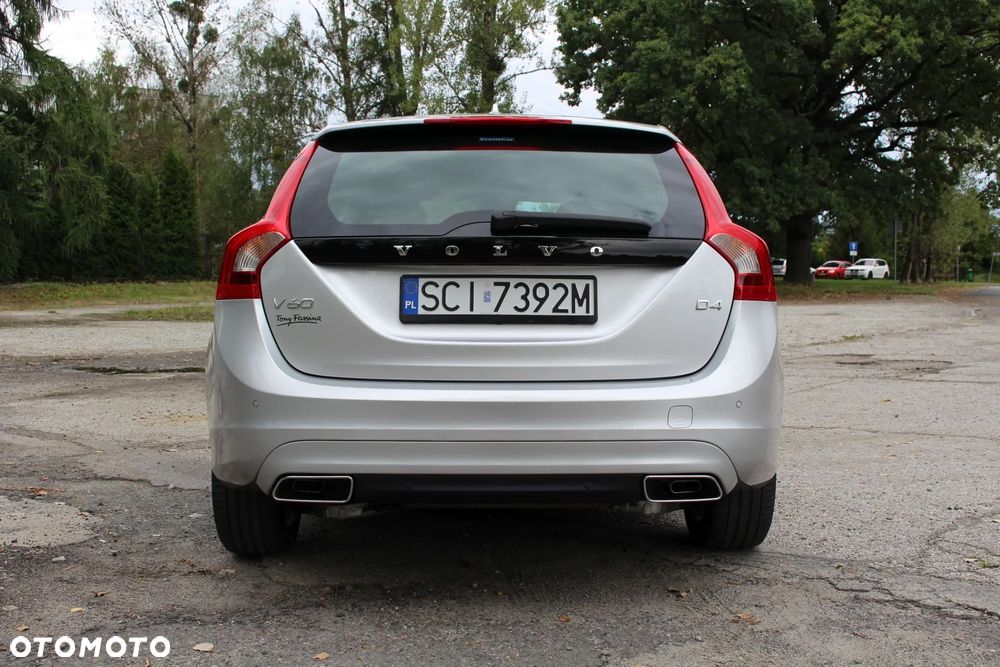 Volvo V60 D4 Kinetic - 6