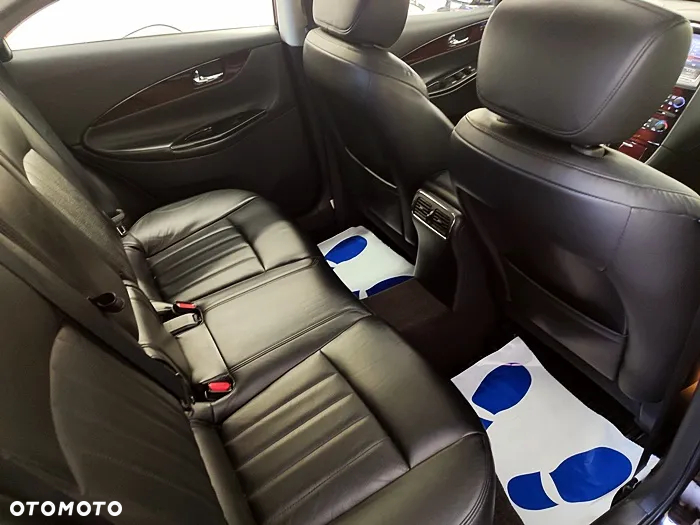 Infiniti Q50 - 37