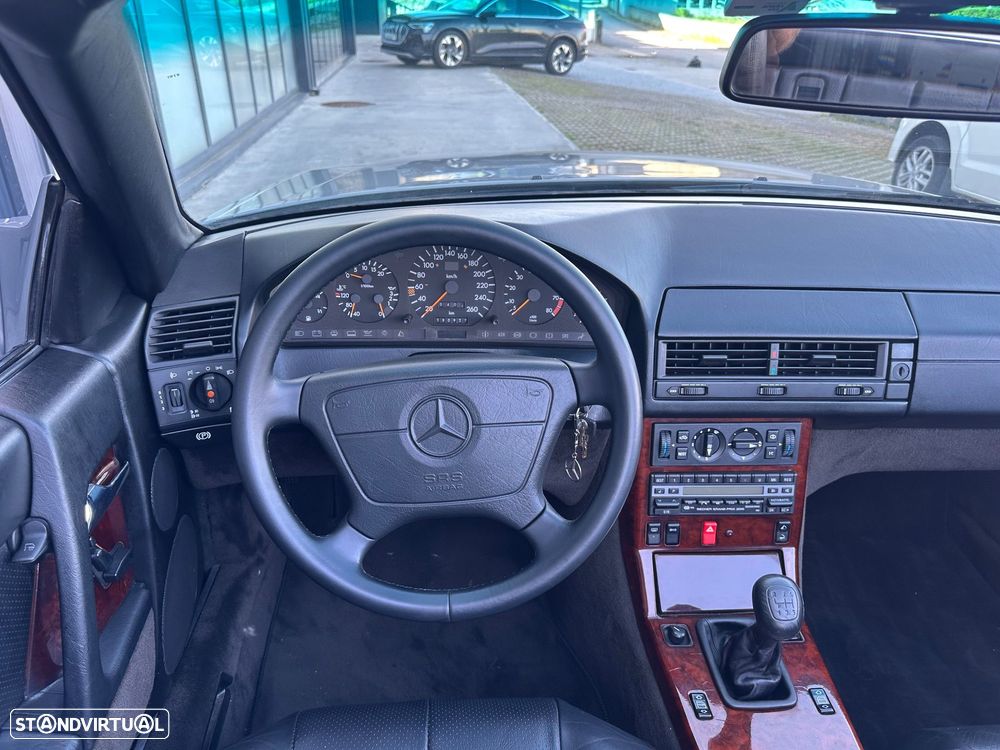 Mercedes-Benz SL 300 24V - 19