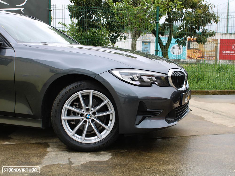 BMW 318 d Auto - 14