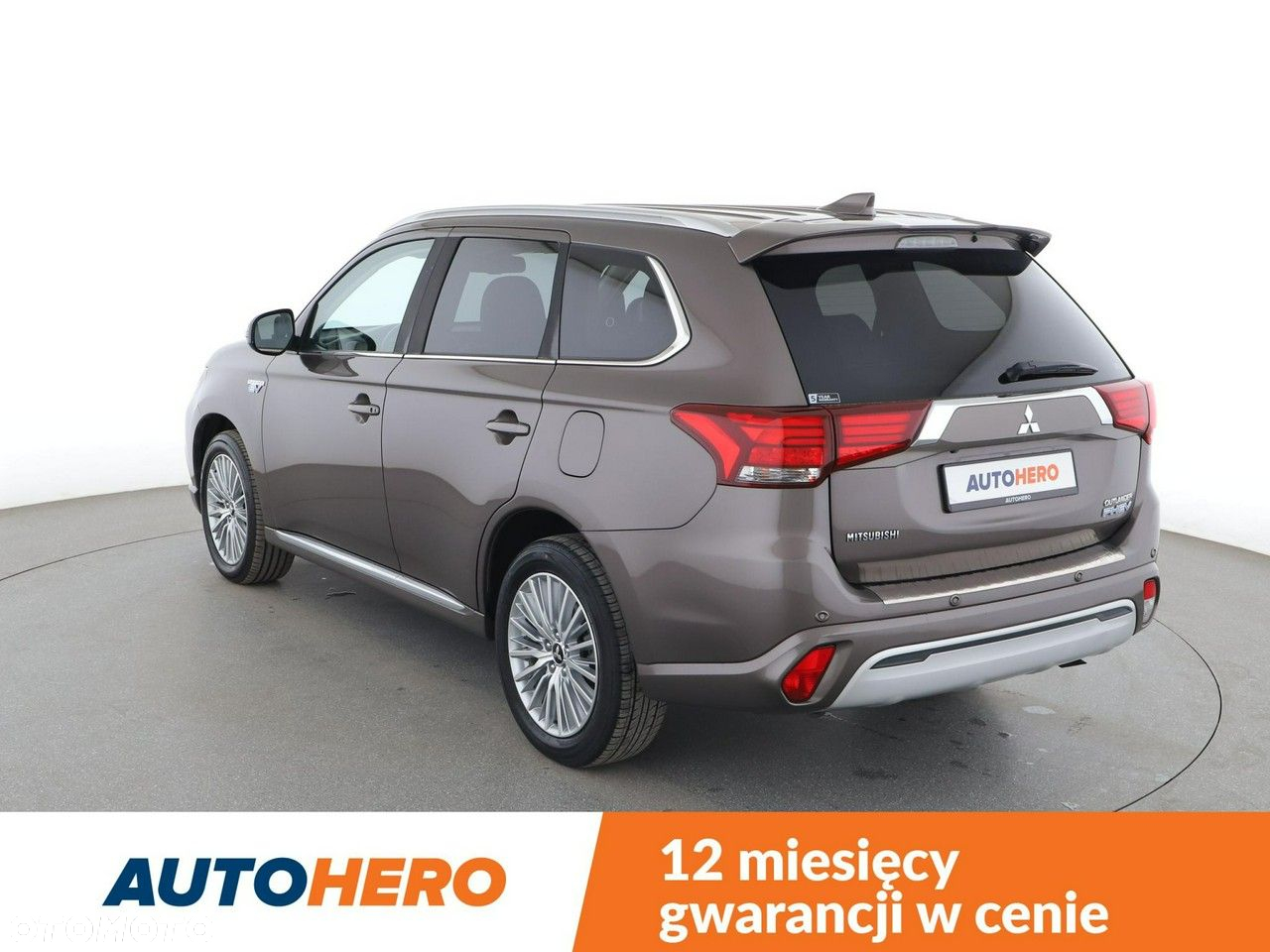 Mitsubishi Outlander 2.4 4WD Plug-In Hybrid - 4