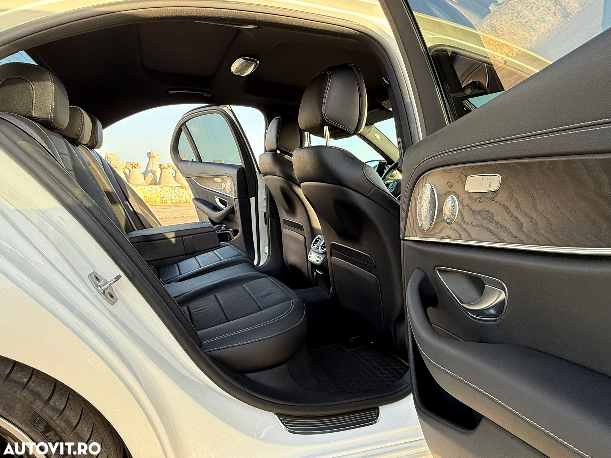 Mercedes-Benz E 400 d 4Matic 9G-TRONIC AMG Line - 15