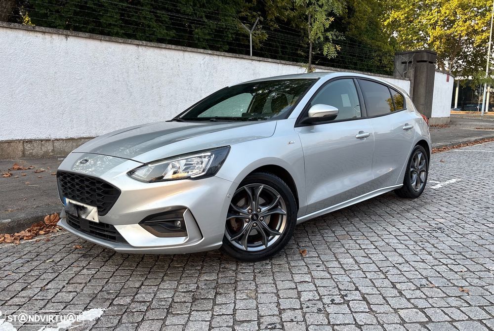 Ford Focus 1.0 EcoBoost MHEV ST-Line - 1