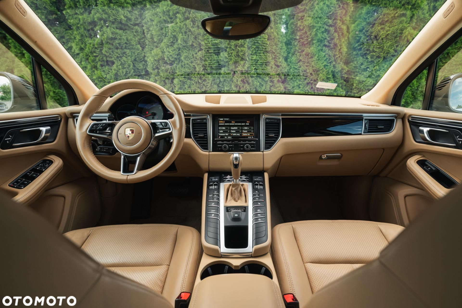 Porsche Macan - 10