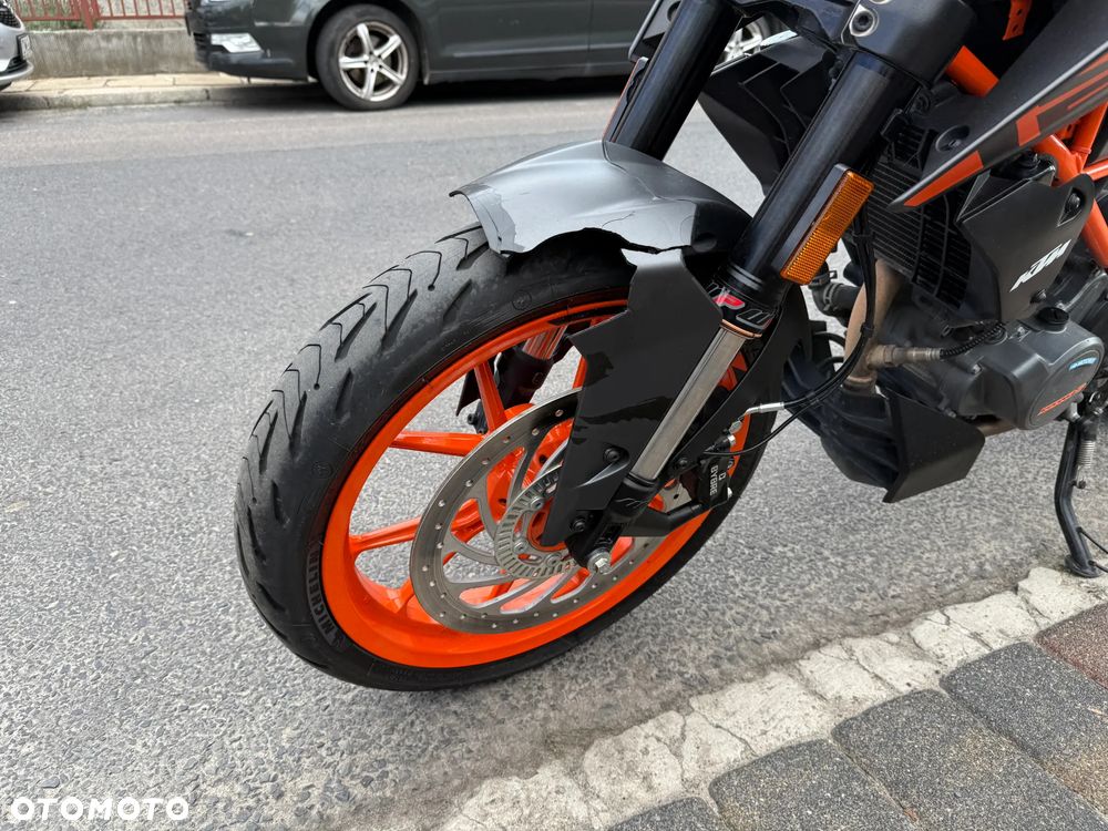KTM Duke 125 - 25