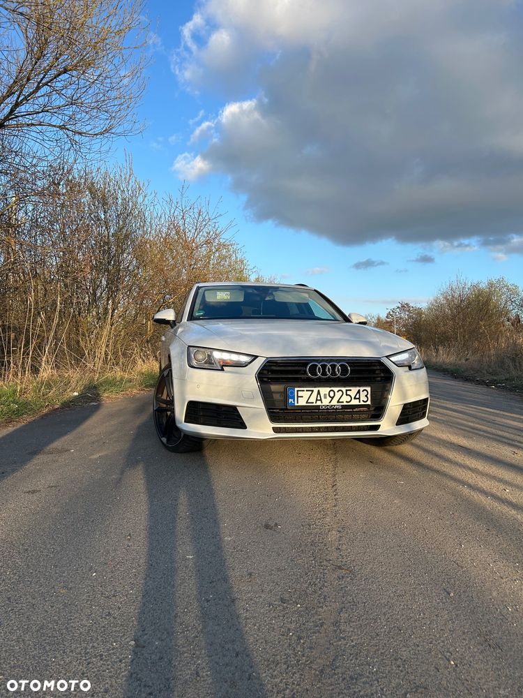 Audi A4 Avant 2.0 TDI S tronic - 35