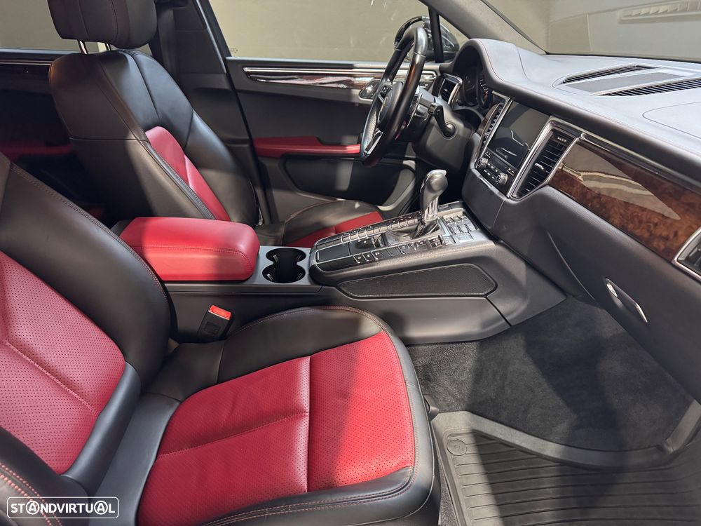 Porsche Macan S - 37
