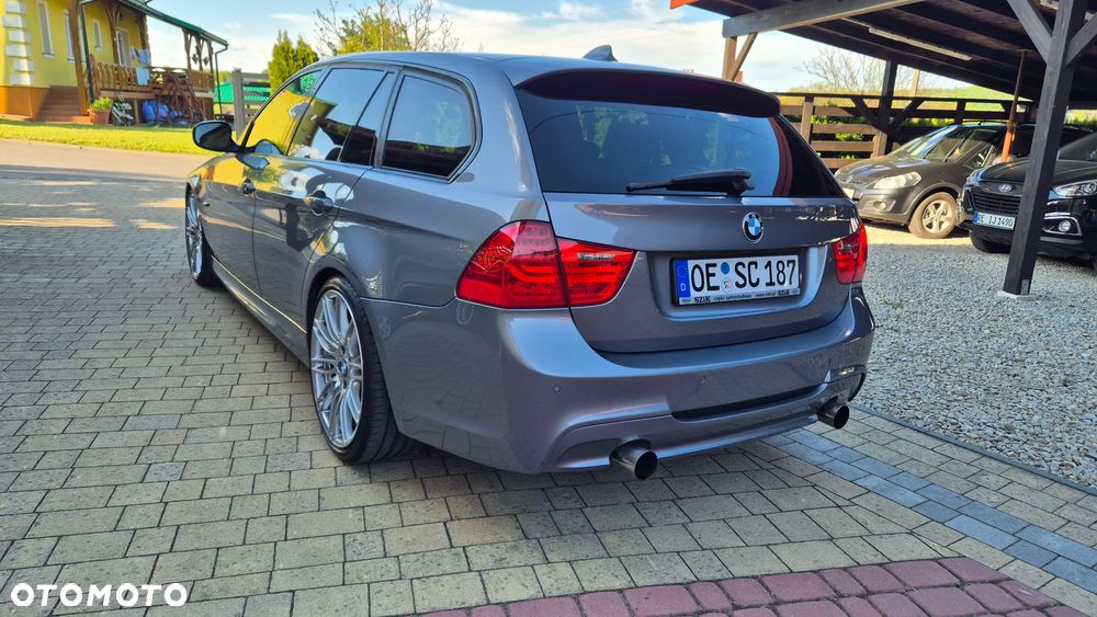 BMW Seria 3 335i - 14