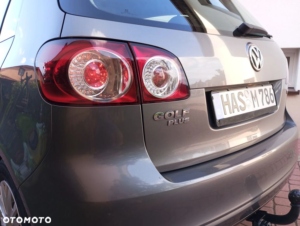 Volkswagen Golf Plus - 11