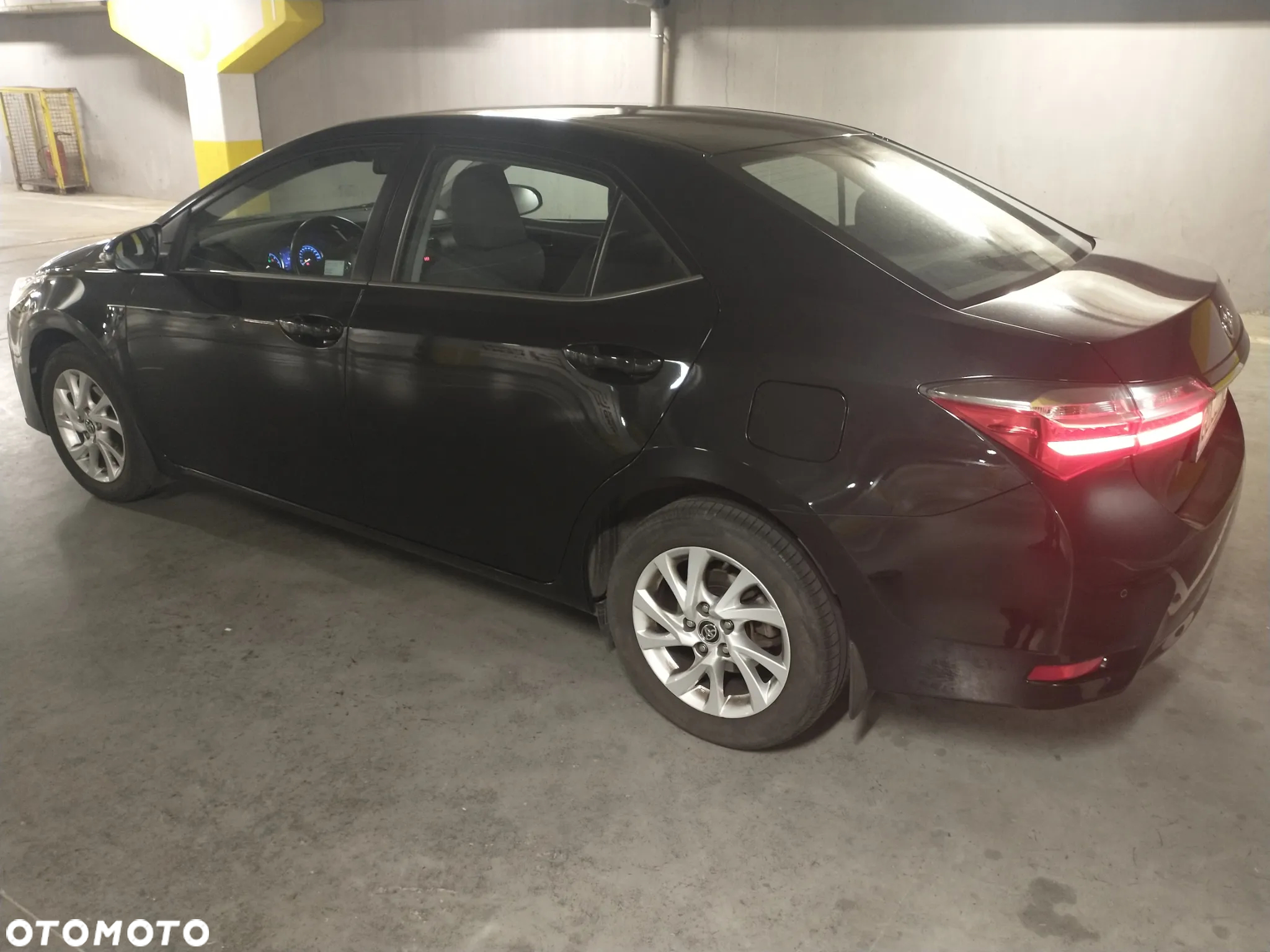 Toyota Corolla 1.6 Comfort - 19