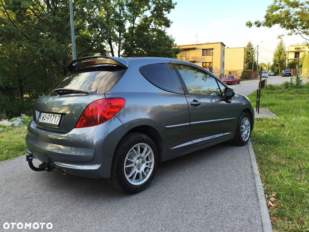 Peugeot 207 - 4