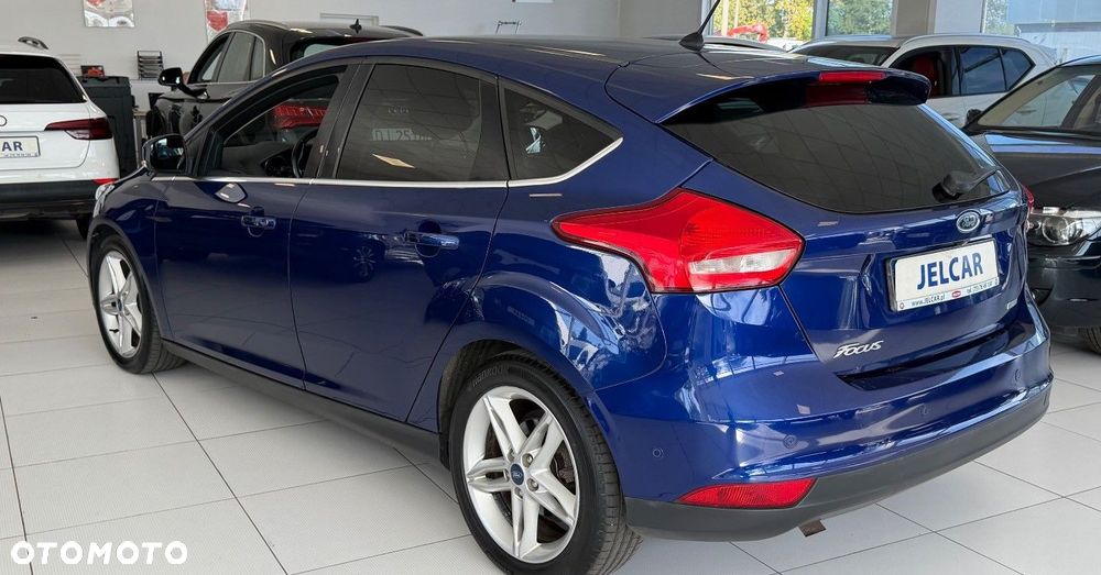 Ford Focus - 7