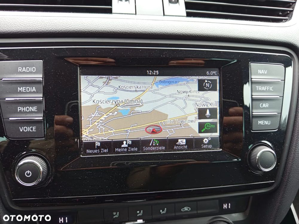 Skoda Octavia 1.2 TSI Active DSG - 33